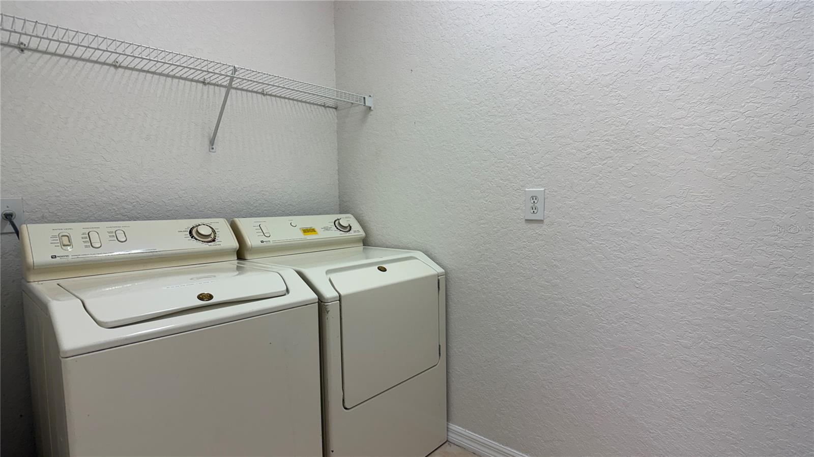 HIGHLANDS RESERVE PH 06 - Residential Lease