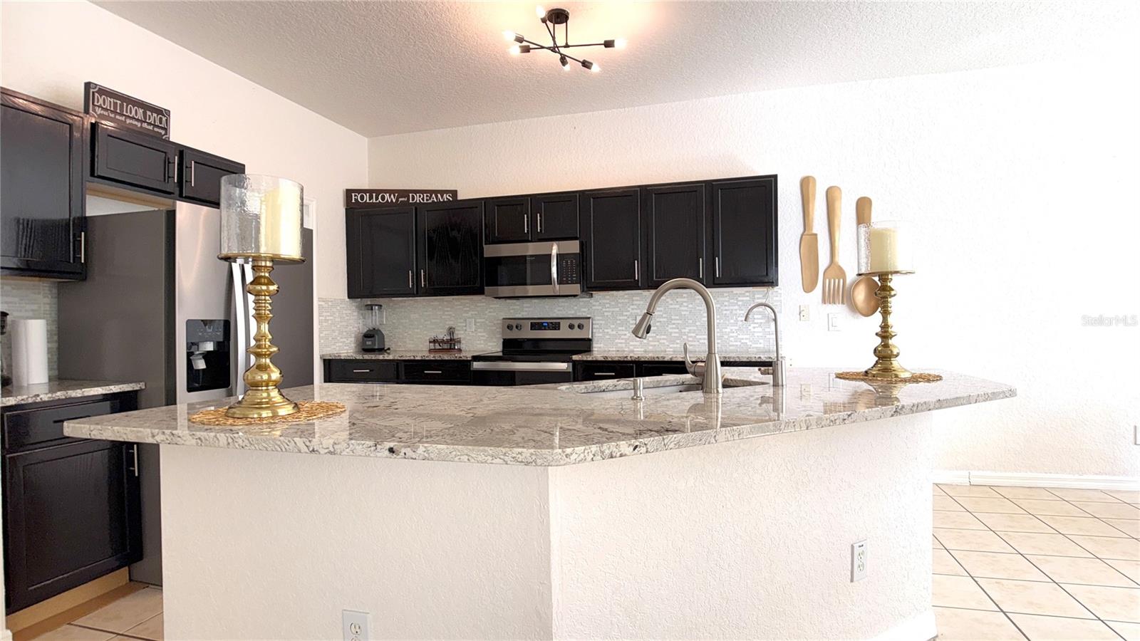 HIGHLANDS RESERVE PH 06 - Residential Lease