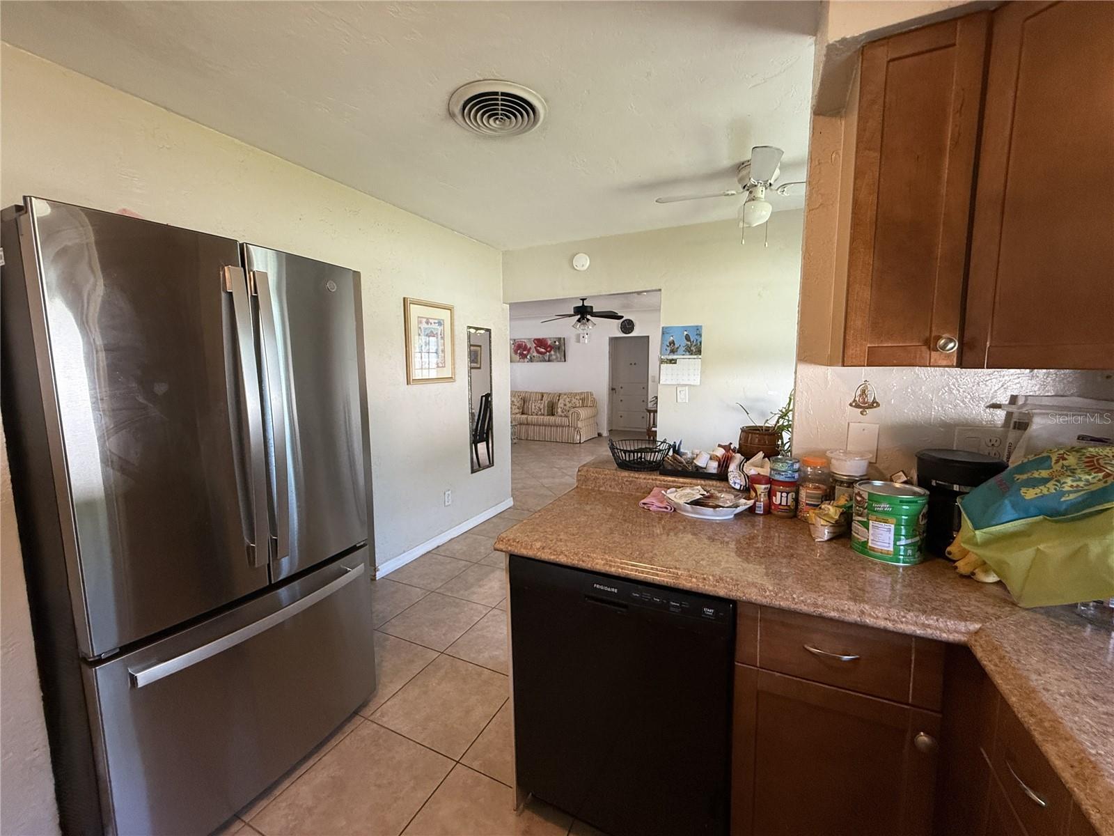 SOUTH GATE - Residential Lease