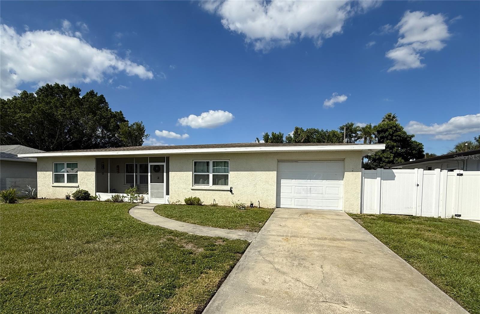 SOUTH GATE - Residential Lease