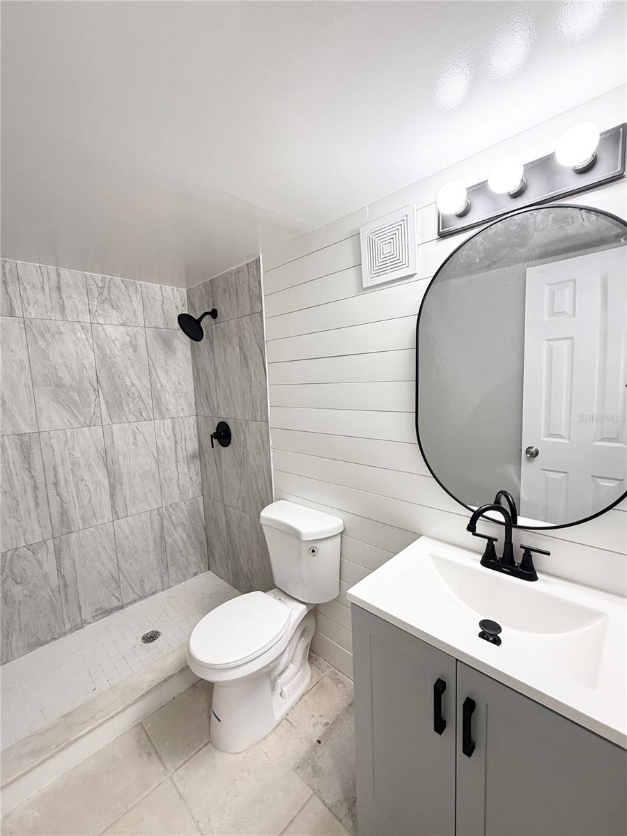 CLARK HARPERS ADD/SUNSET TERRACE - Residential Lease