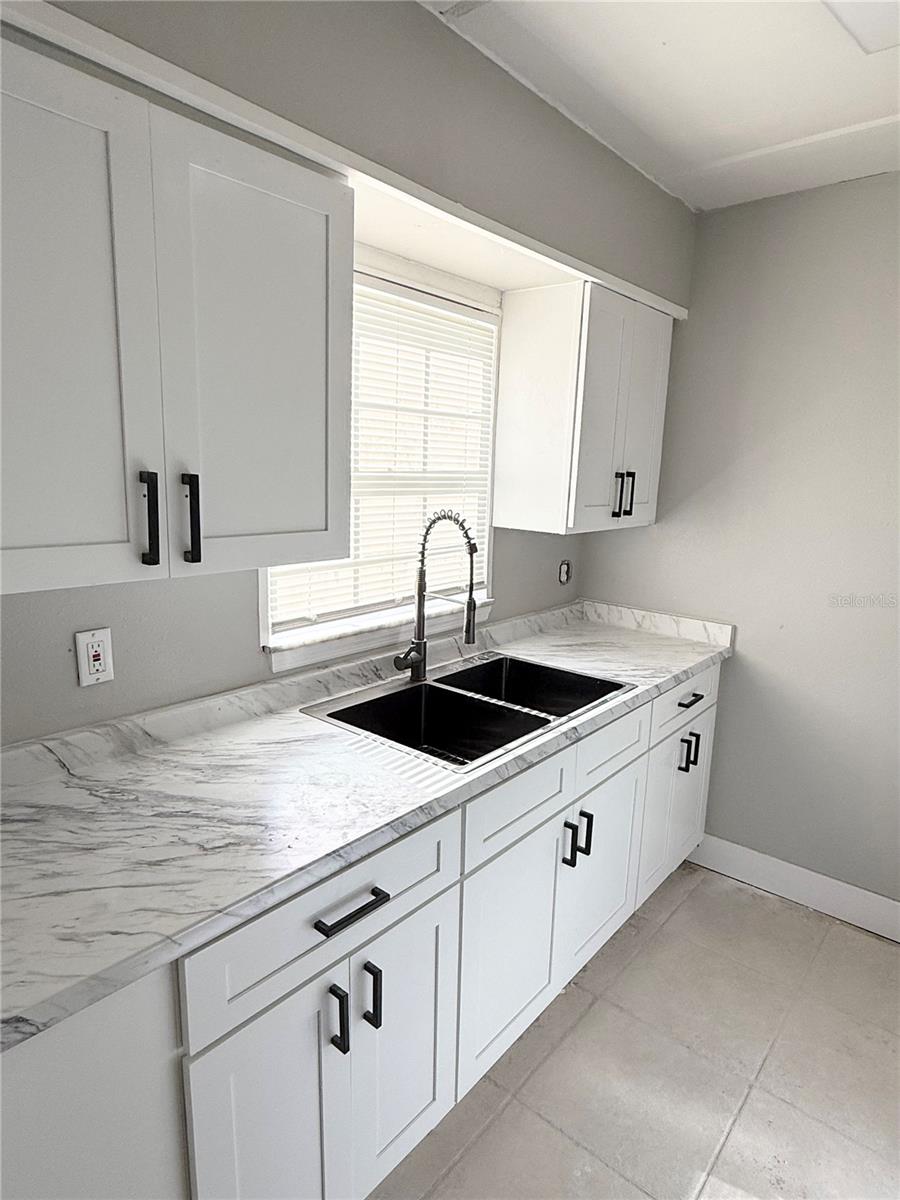 CLARK HARPERS ADD/SUNSET TERRACE - Residential Lease