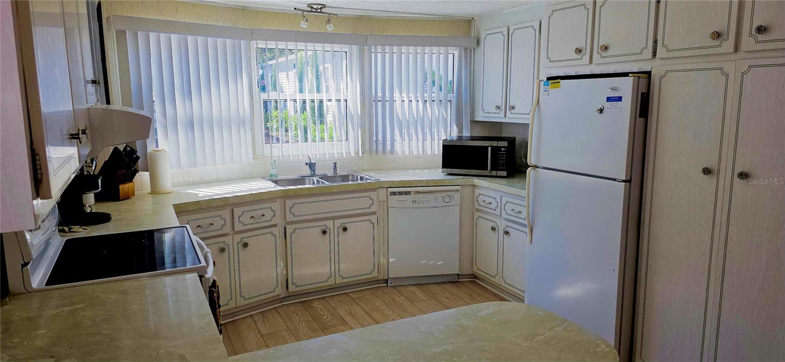 COUNTRY PARK CO-OP M/H UNREC - Residential