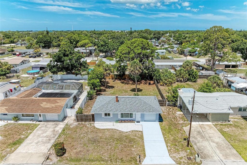 Photo of 5510 21st Street Court W, Bradenton, FL 34207 (MLS # A4696278)