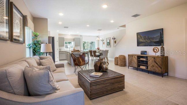 ONE COLLEGE PLACE - Residential