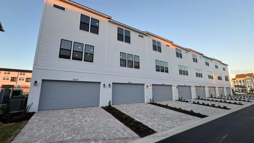 PARKVIEW AT HAMLIN - Residential Lease