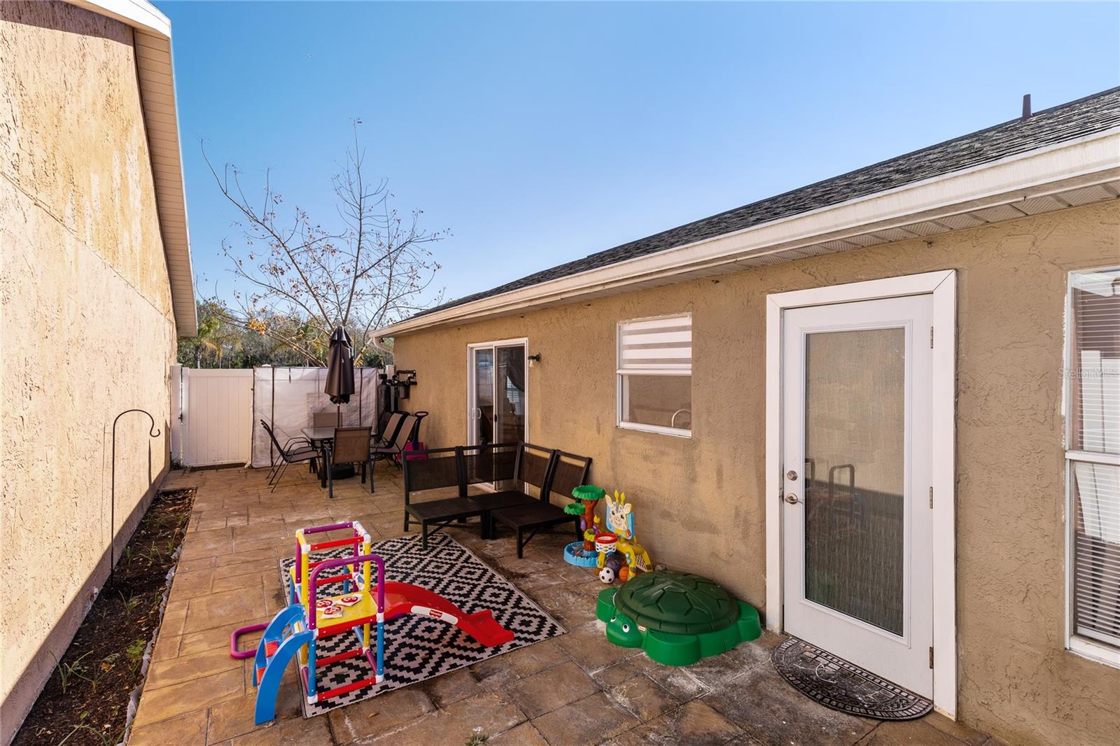 SEASONS THE - Residential