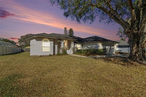 Photo of 1670 E Spring Ridge Circle, Winter Garden, FL 34787 (MLS # O6385776)