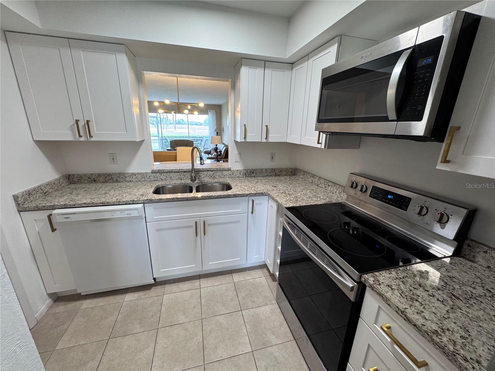 PALM-AIRE AT SARASOTA 10-C - Residential Lease