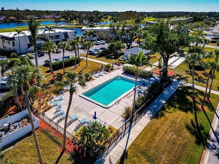 PALM-AIRE AT SARASOTA 10-C - Residential Lease