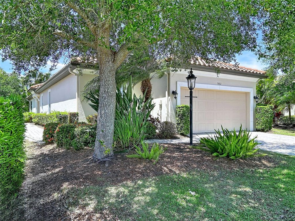 Photo of 5102 Savona Run, Bradenton, FL 34211 (MLS # TB8499214)