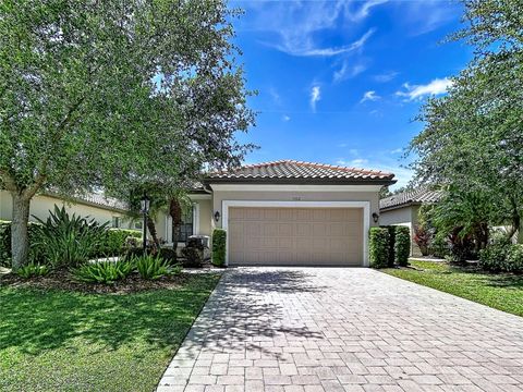 Photo of 5102 Savona Run, Bradenton, FL 34211 (MLS # TB8499214)