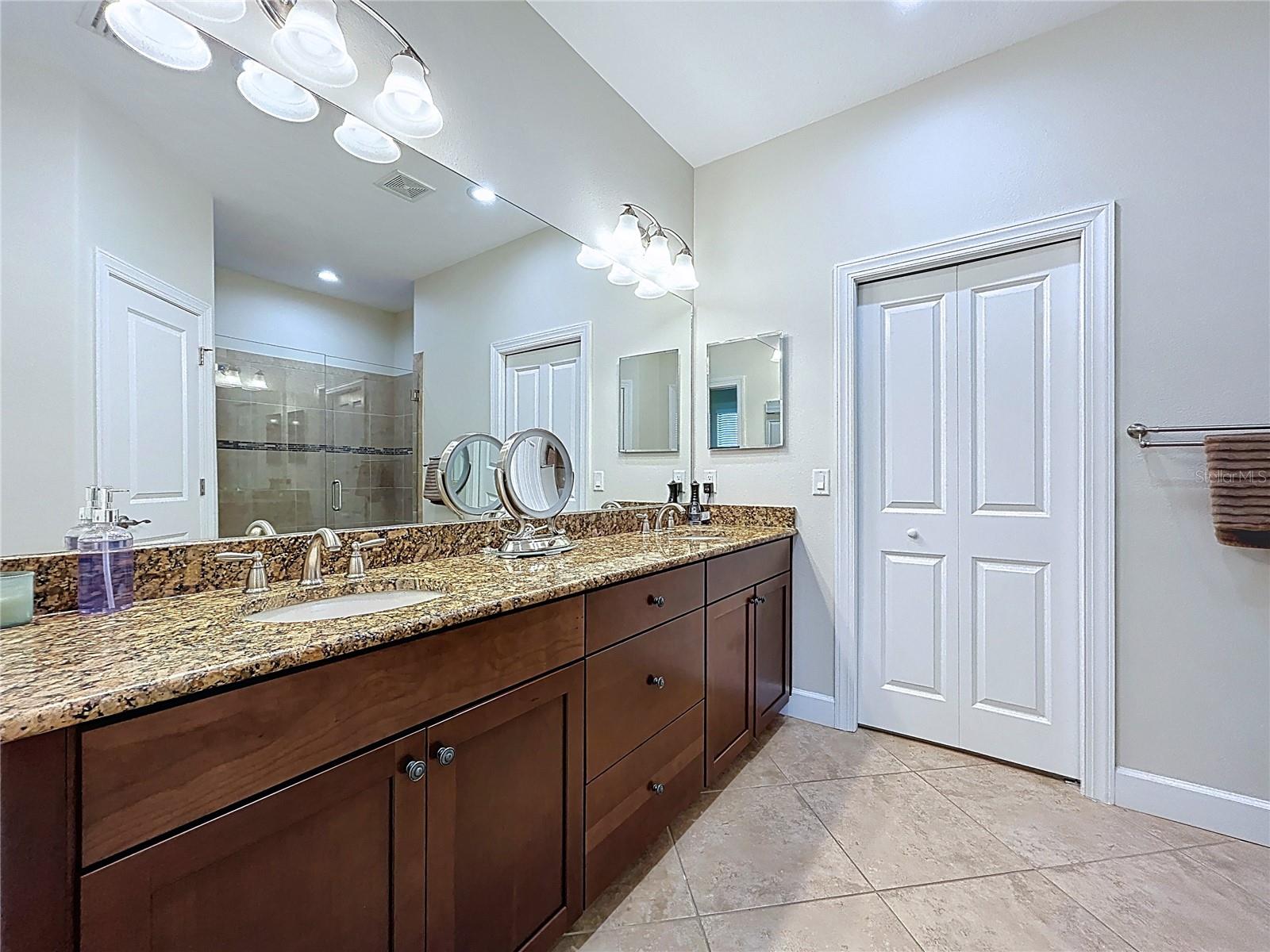 ESPLANADE PH III A,B,C,D,J&PART OF F - Residential