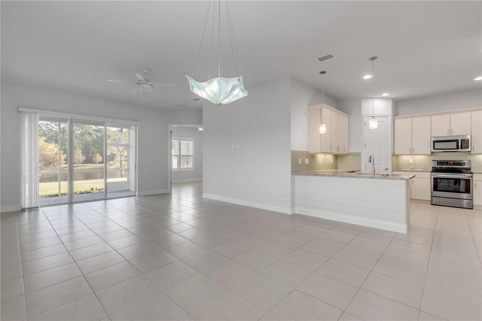 PLANTATION BAY SEC 2A-F UN 7 - Residential