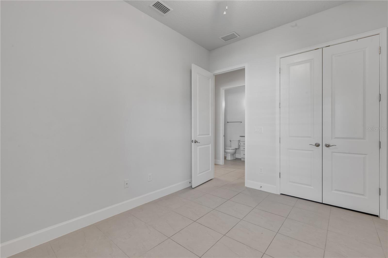 PLANTATION BAY SEC 2A-F UN 7 - Residential