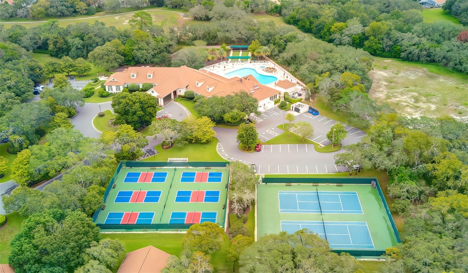 WELLINGTON AT SEVEN HILLS PH 3 - Residential