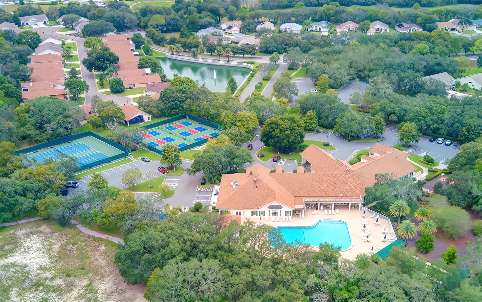 WELLINGTON AT SEVEN HILLS PH 3 - Residential