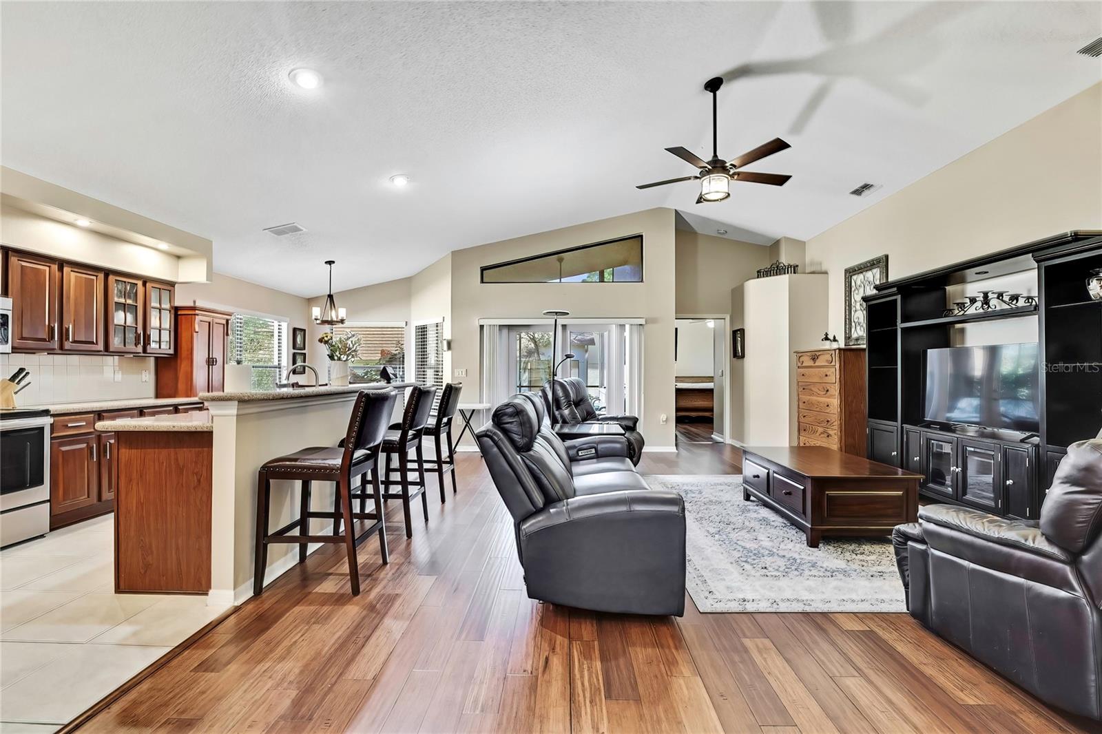 WELLINGTON AT SEVEN HILLS PH 3 - Residential