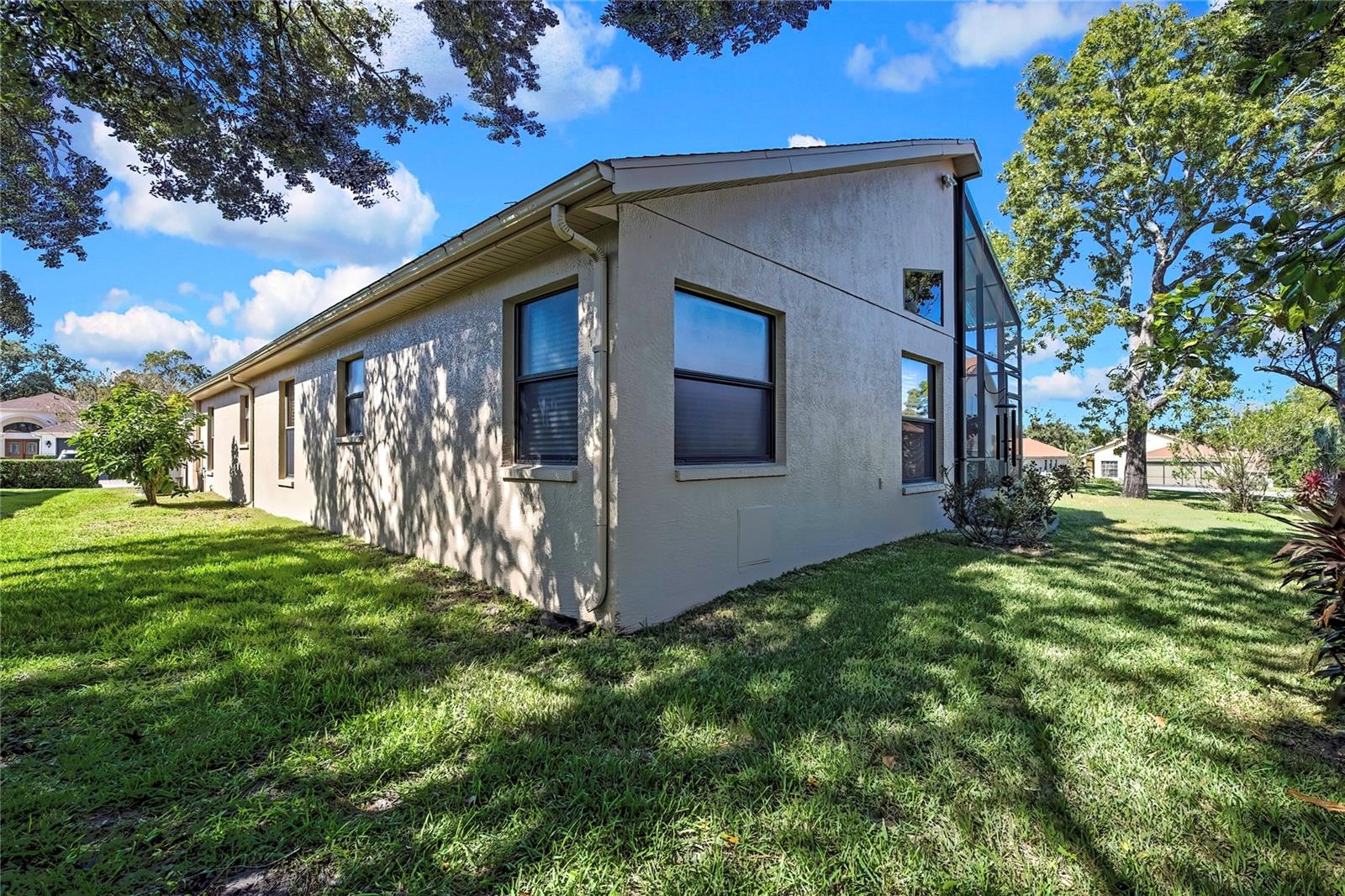 WELLINGTON AT SEVEN HILLS PH 3 - Residential