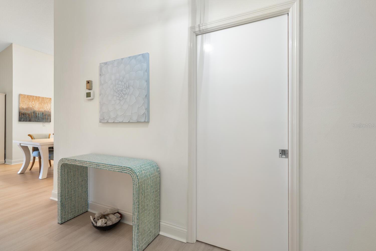 LAKESHORE VILLAGE - Residential