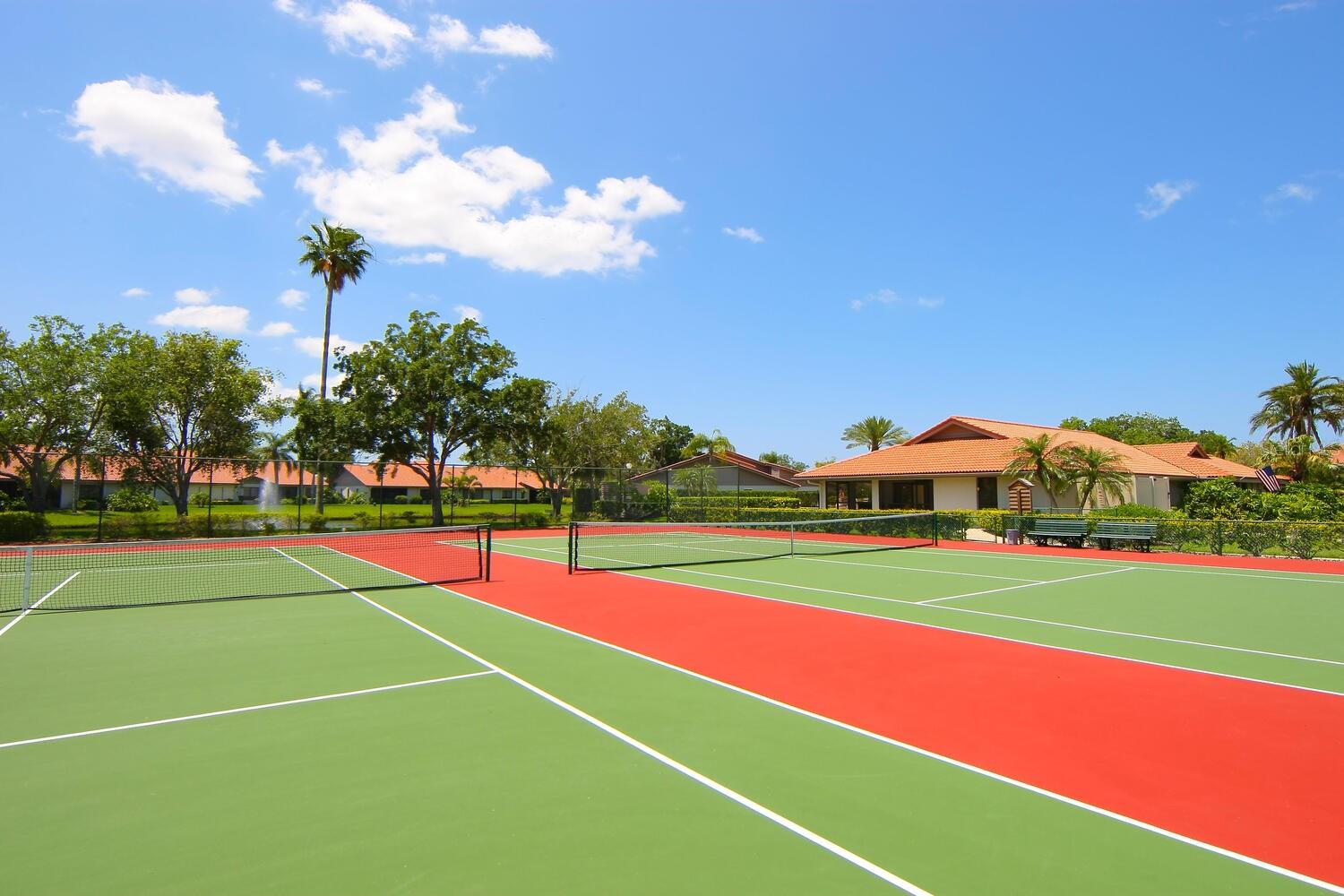 LAKESHORE VILLAGE - Residential