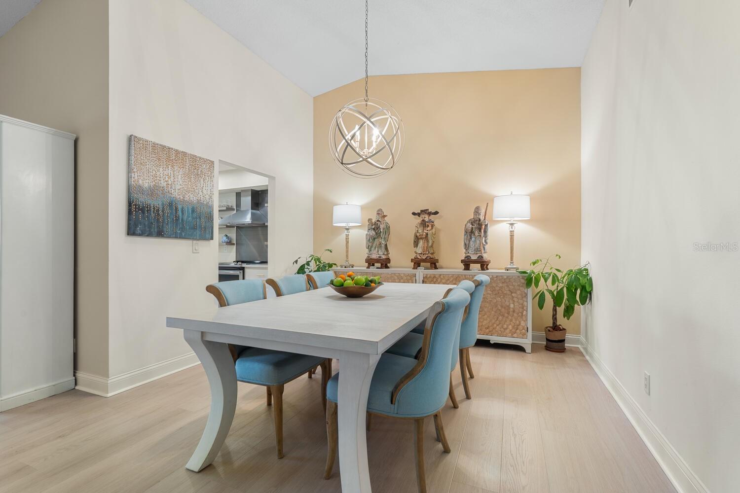 LAKESHORE VILLAGE - Residential