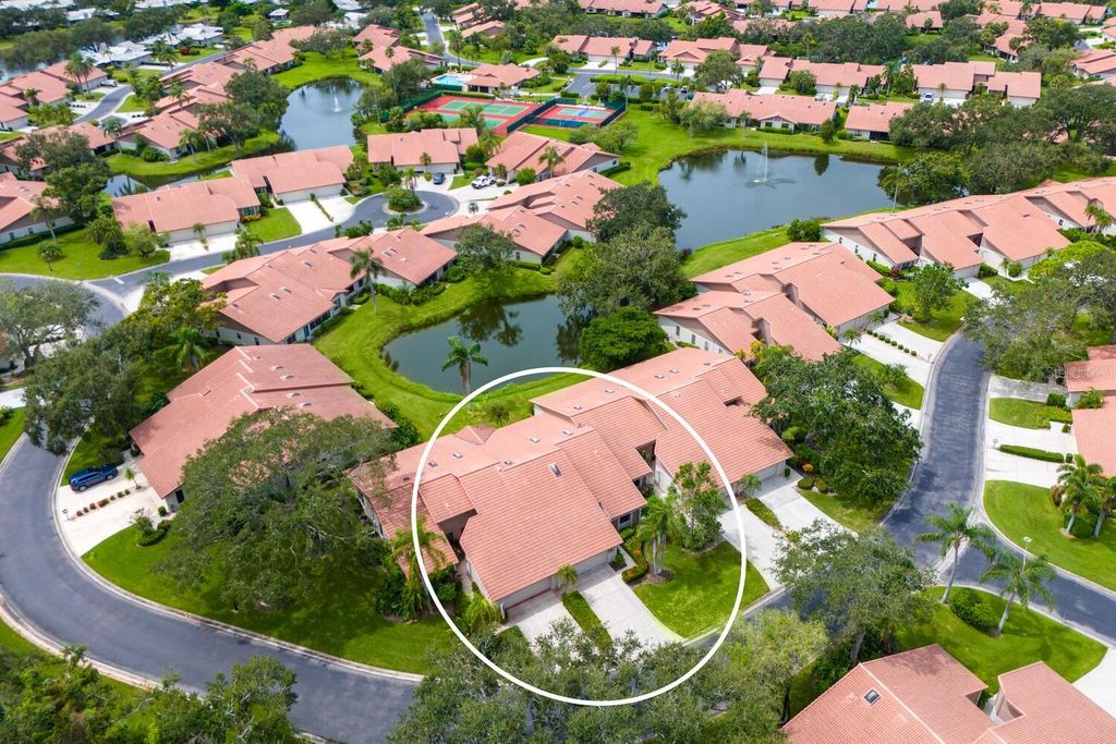 Photo of 4033 Wilshire Circle E #139, Sarasota, FL 34238 (MLS # A4665665)