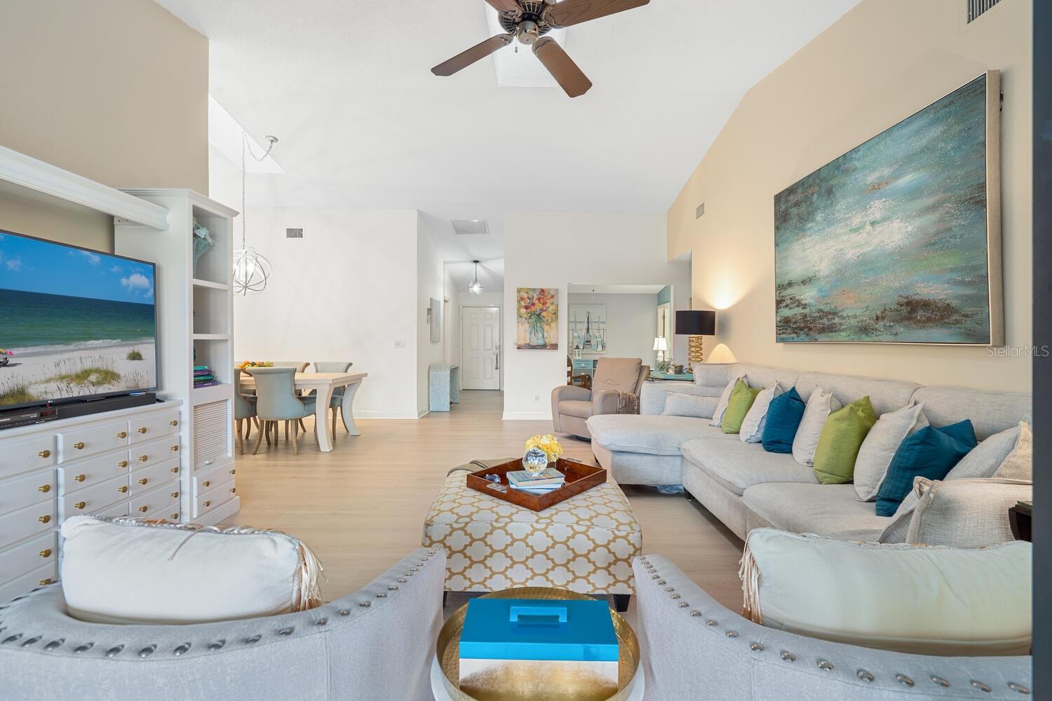 LAKESHORE VILLAGE - Residential