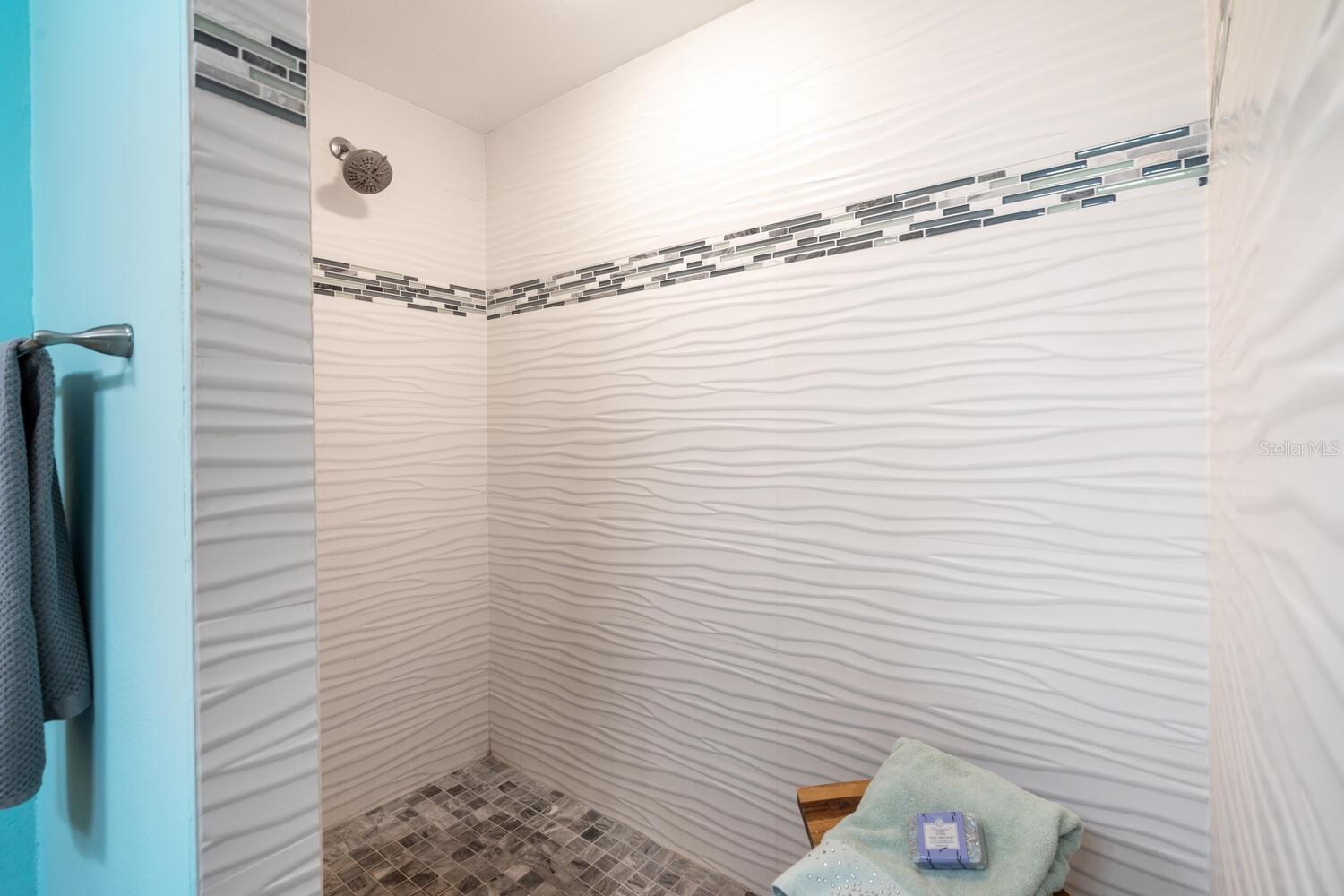 LAKESHORE VILLAGE - Residential