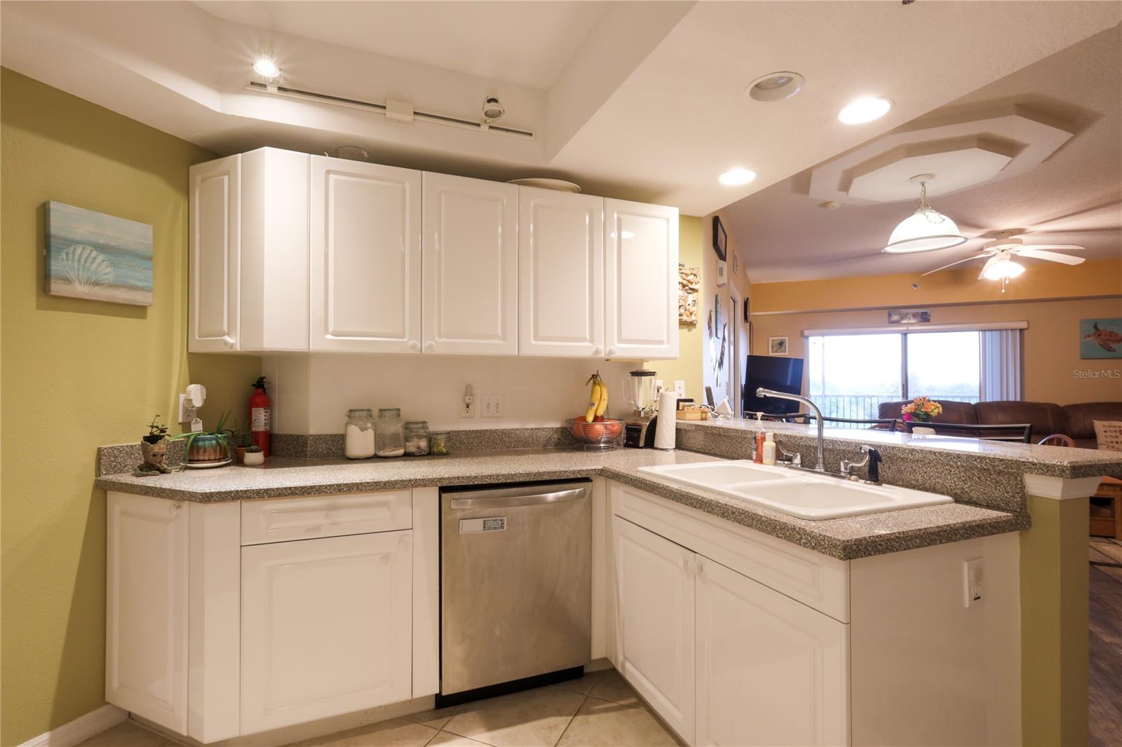 Ocean Walk Condo At Nsb Bldg 04 - Residential