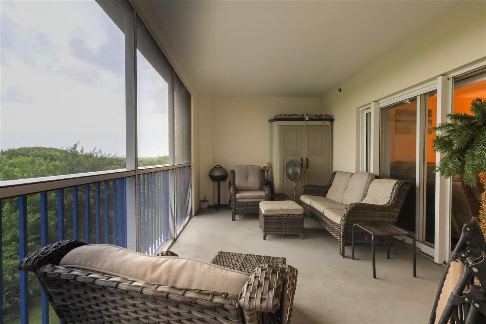 Ocean Walk Condo At Nsb Bldg 04 - Residential