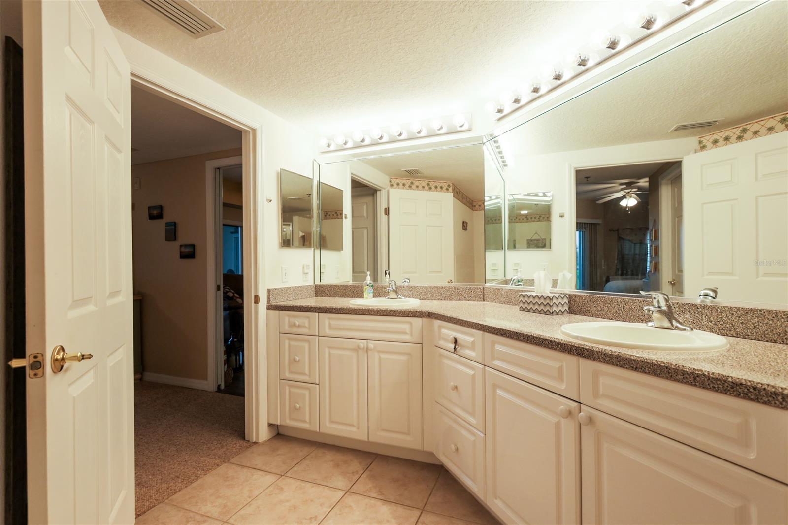 Ocean Walk Condo At Nsb Bldg 04 - Residential