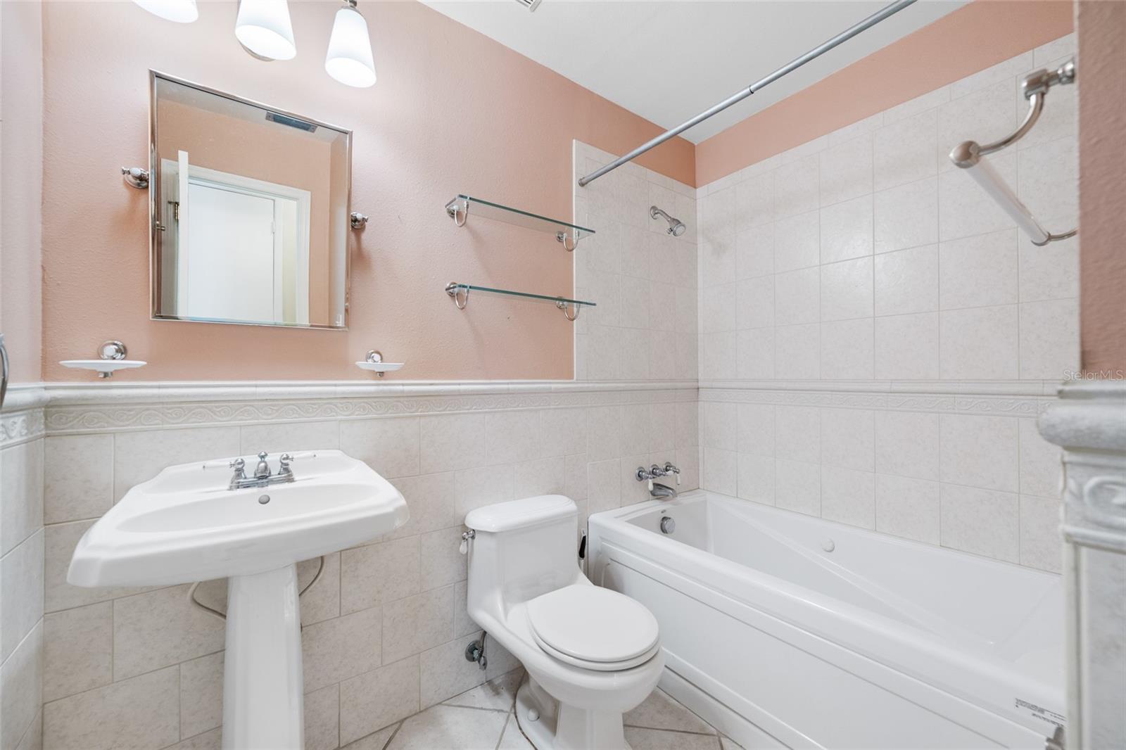 NORTHDALE SEC B UNIT 2 - Residential