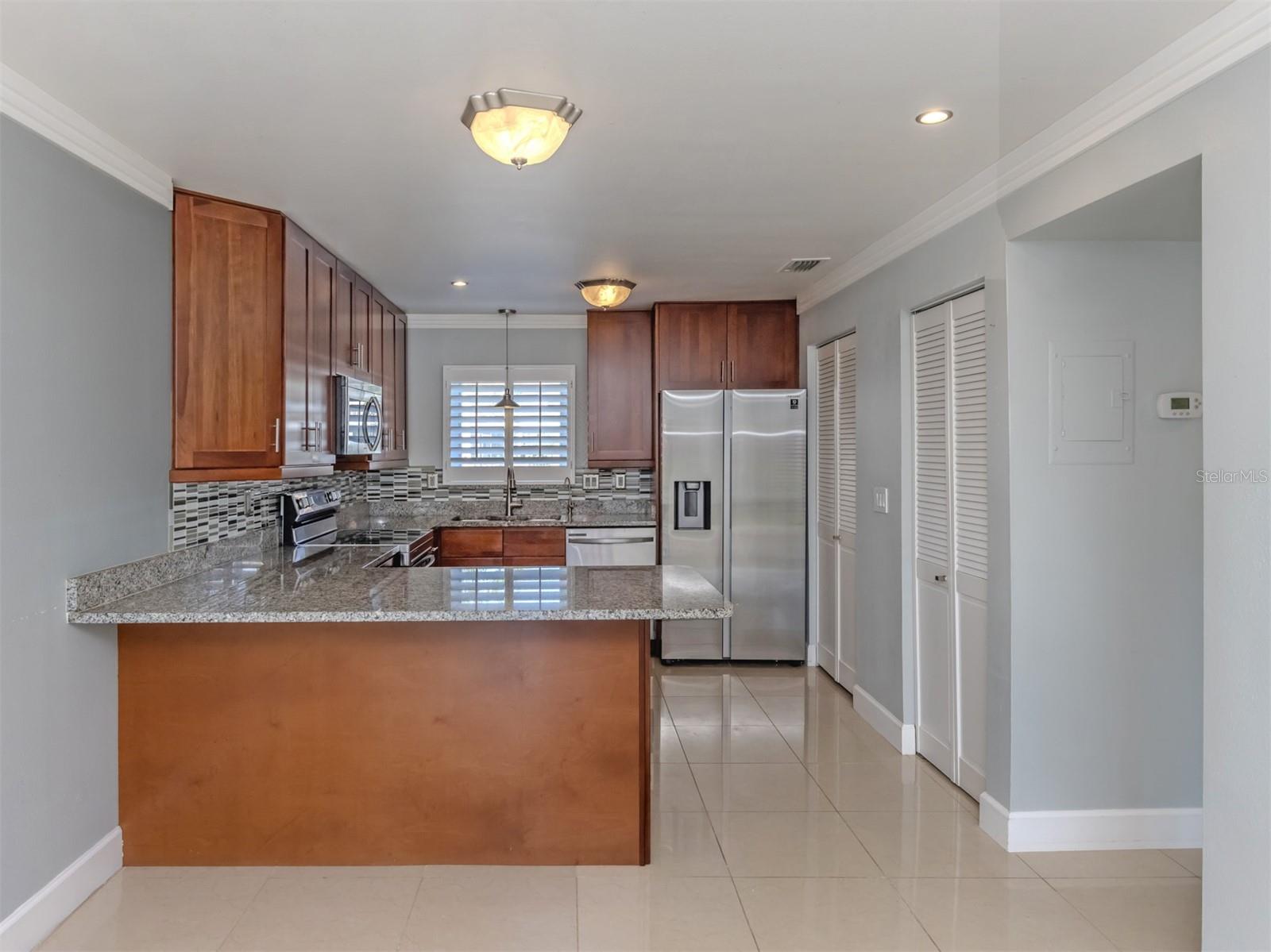 HIDDEN LAKE VILLAGE - Residential