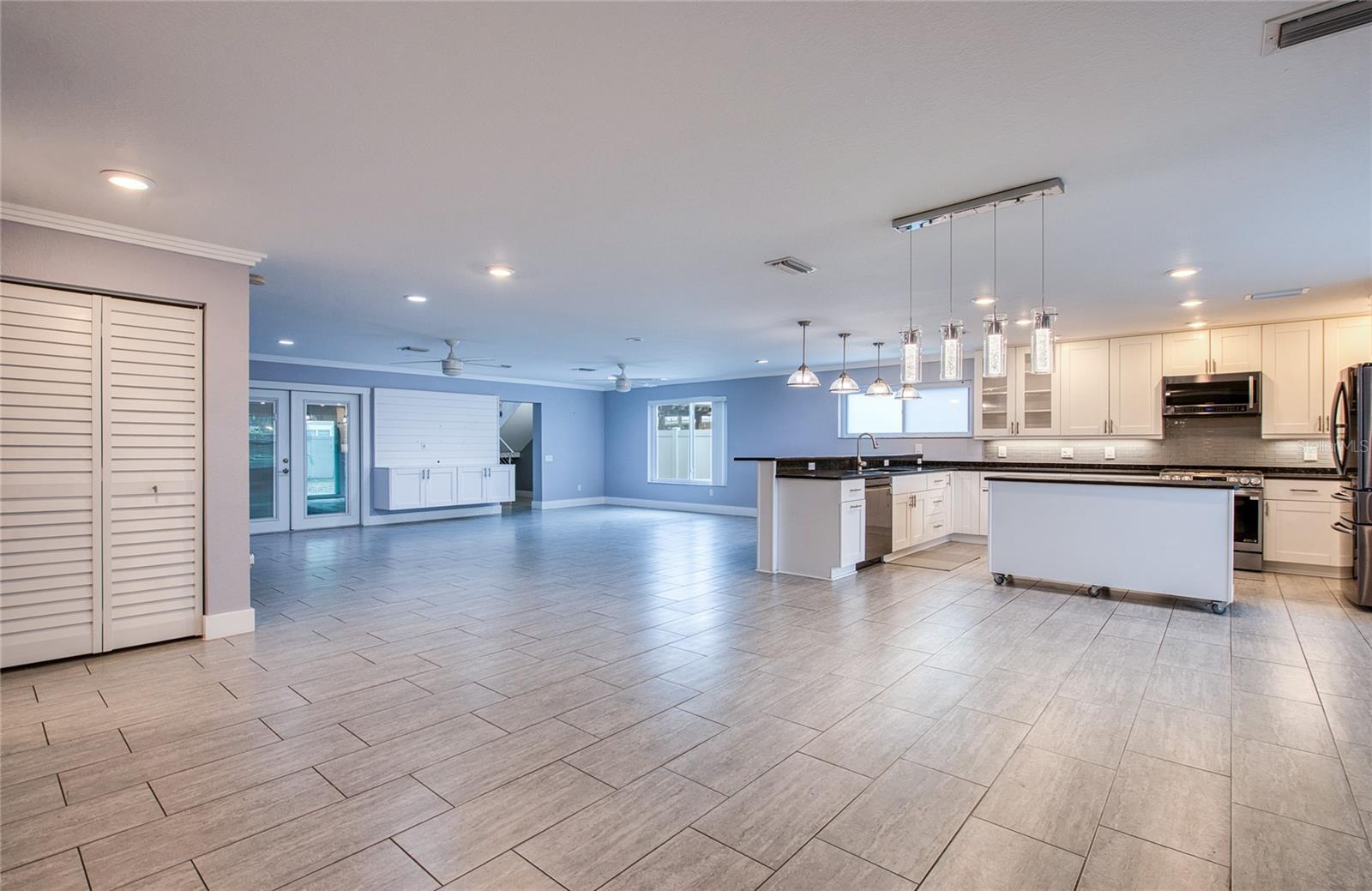 EAGLE CREST - Residential