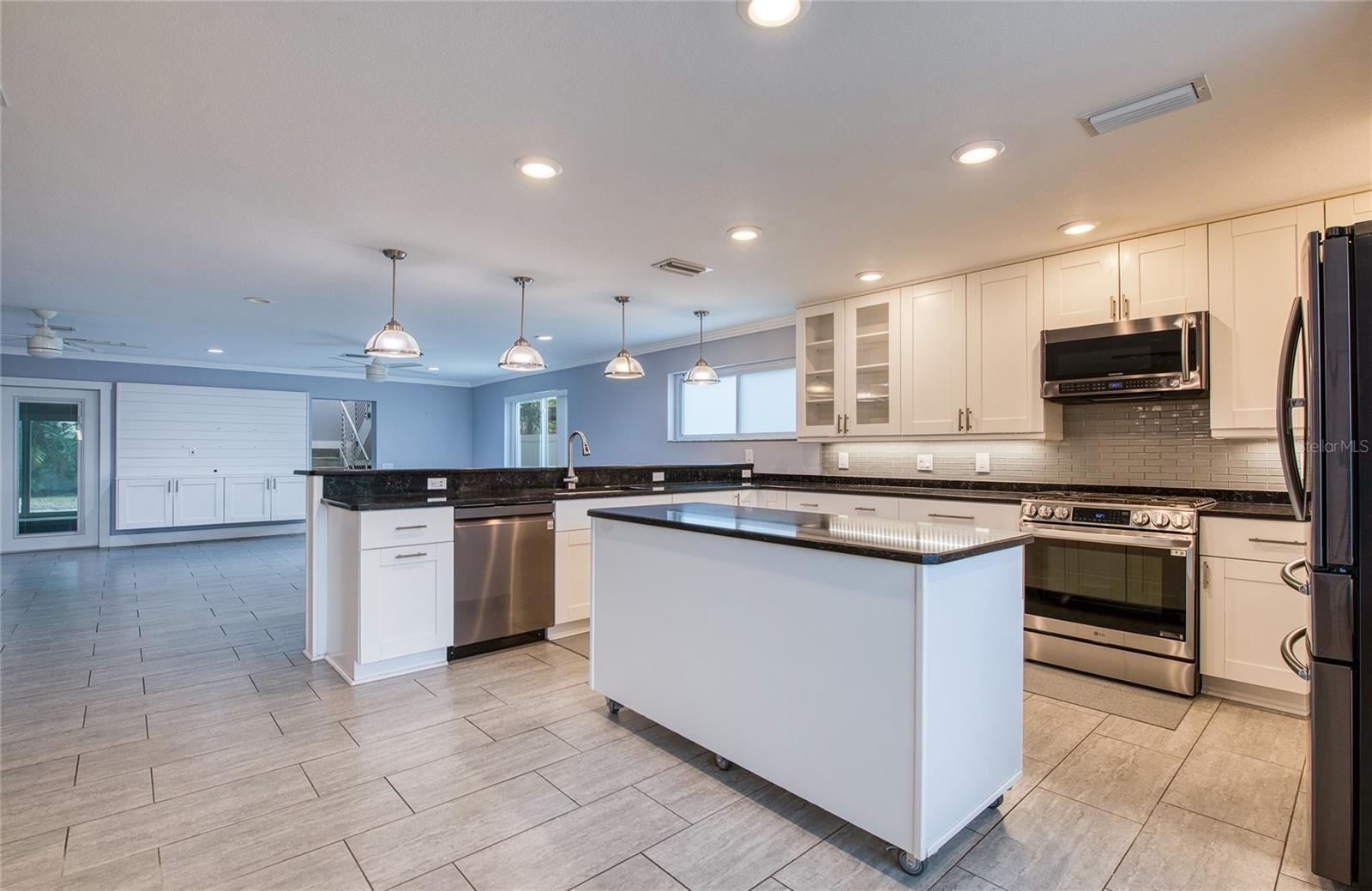 EAGLE CREST - Residential