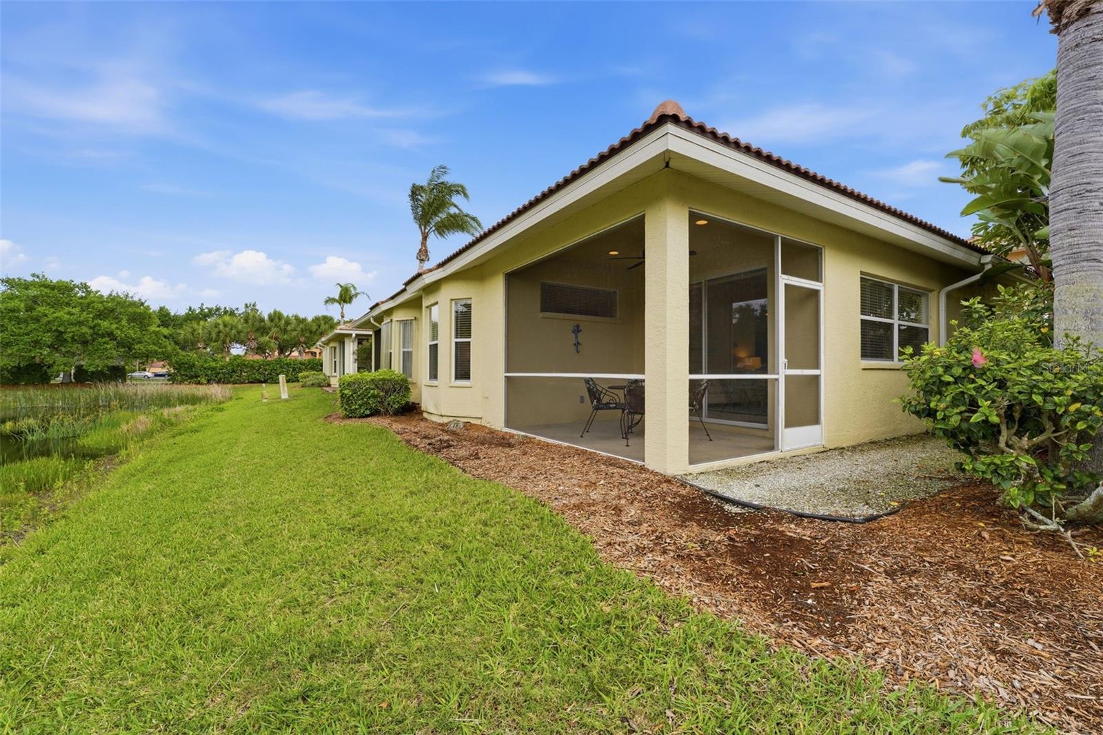 VISTA DEL LAGO - Residential