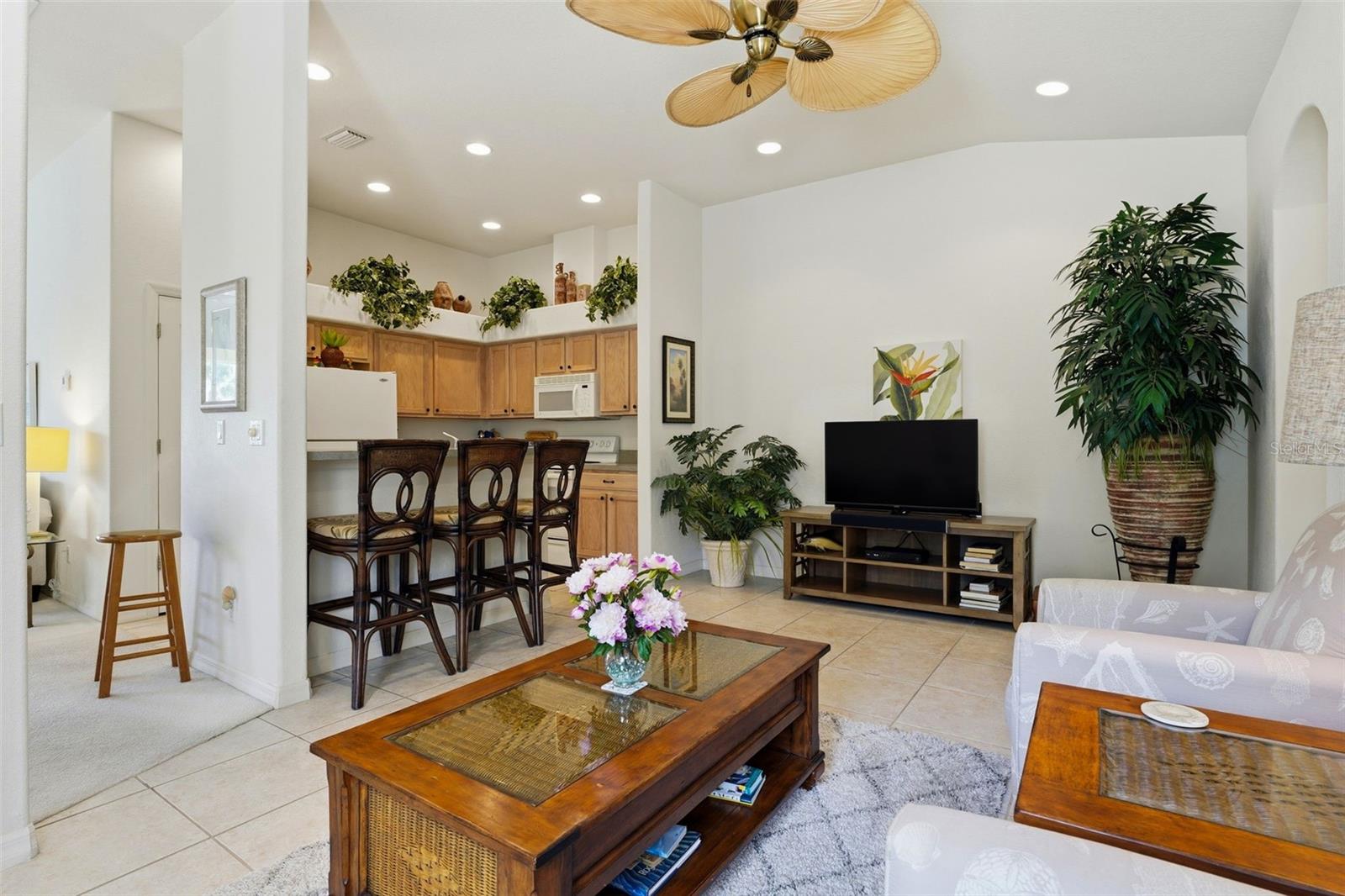 VISTA DEL LAGO - Residential