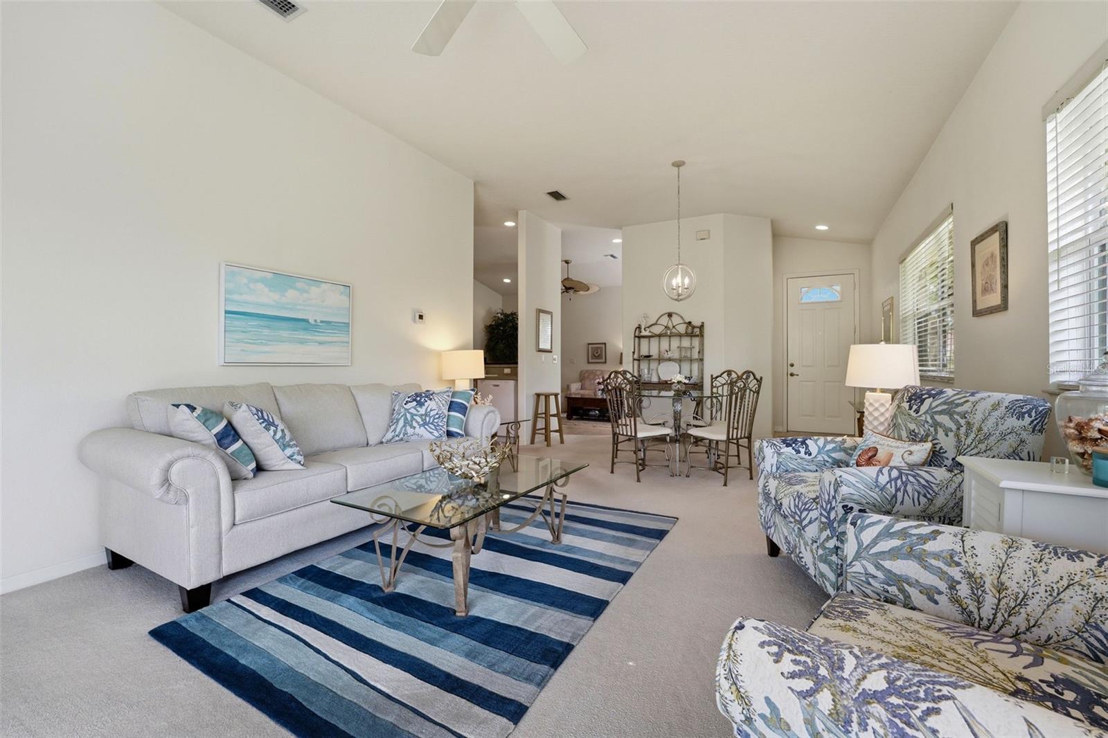 VISTA DEL LAGO - Residential