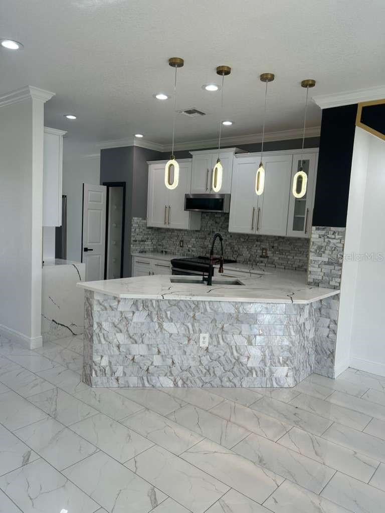 BATTAGLIA - Residential Lease