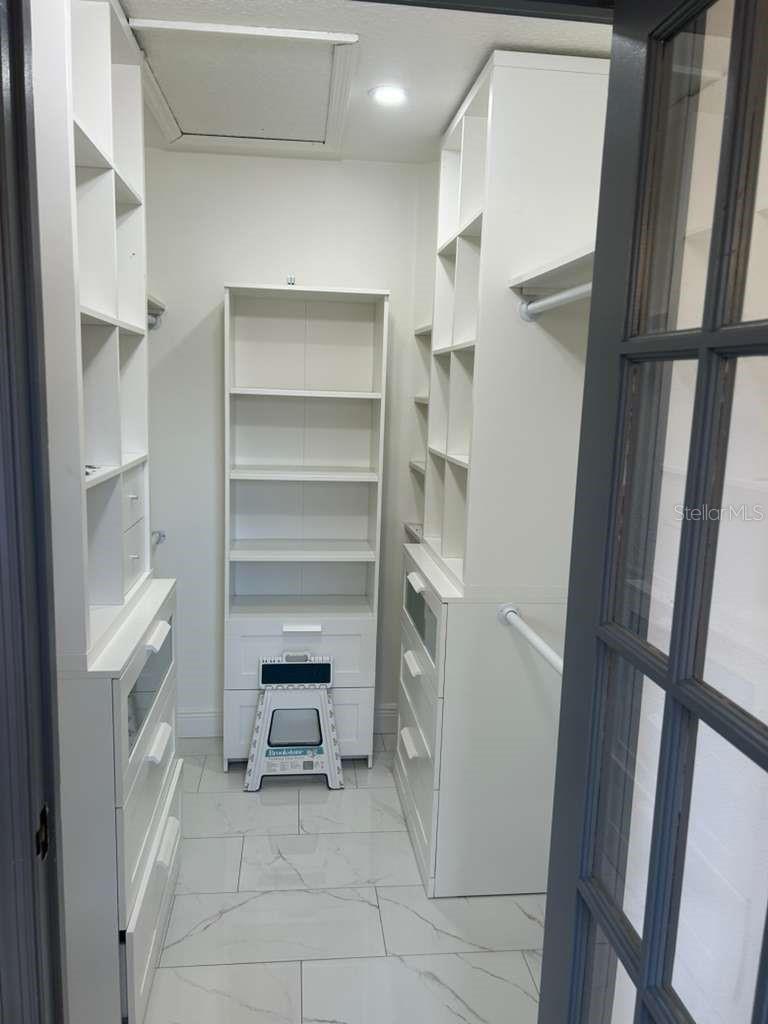 BATTAGLIA - Residential Lease