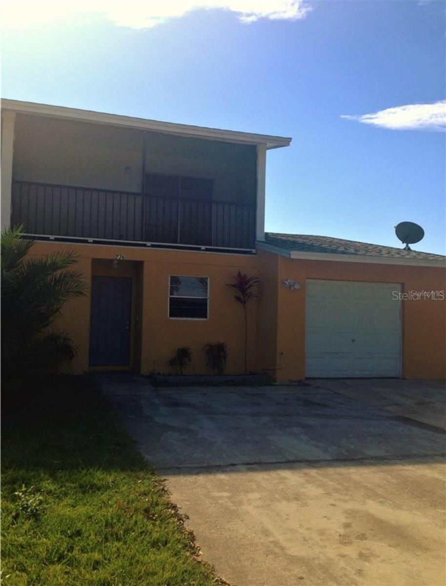Beautiful studio apartment for rent. Utilities included. Call today for showing
