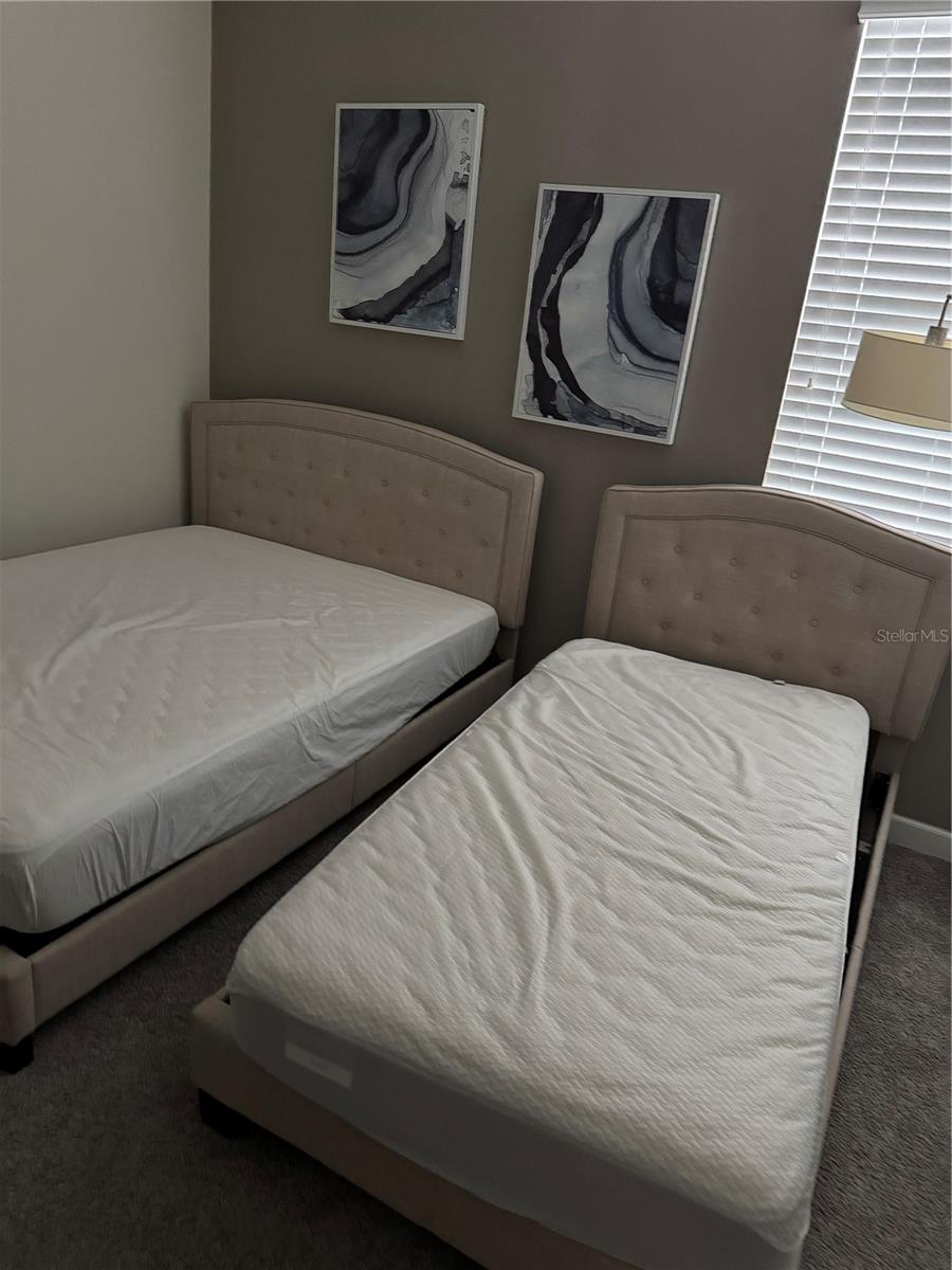 STOREY LAKE TR K - Residential Lease