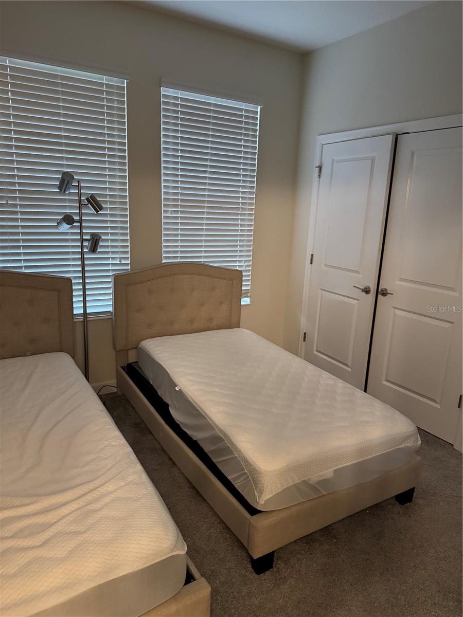 STOREY LAKE TR K - Residential Lease