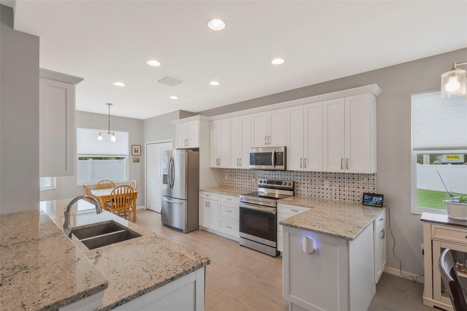 8521 SUNSET HARBOR COURT