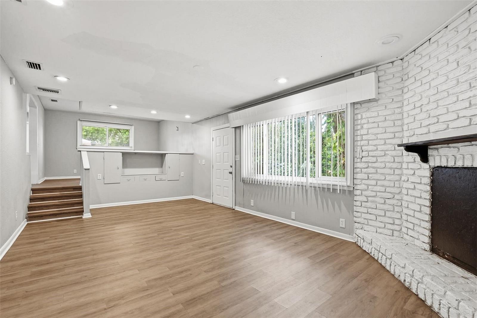 SALLS 1ST ADD - Residential