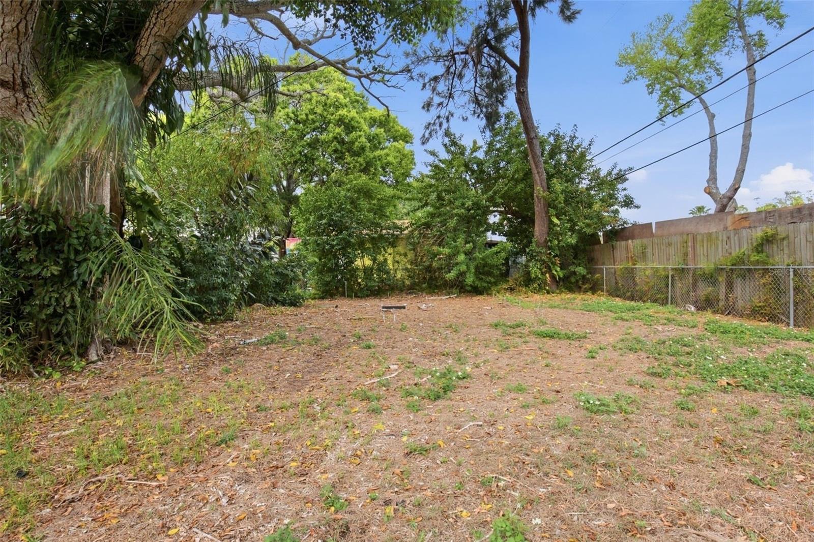 SALLS 1ST ADD - Residential