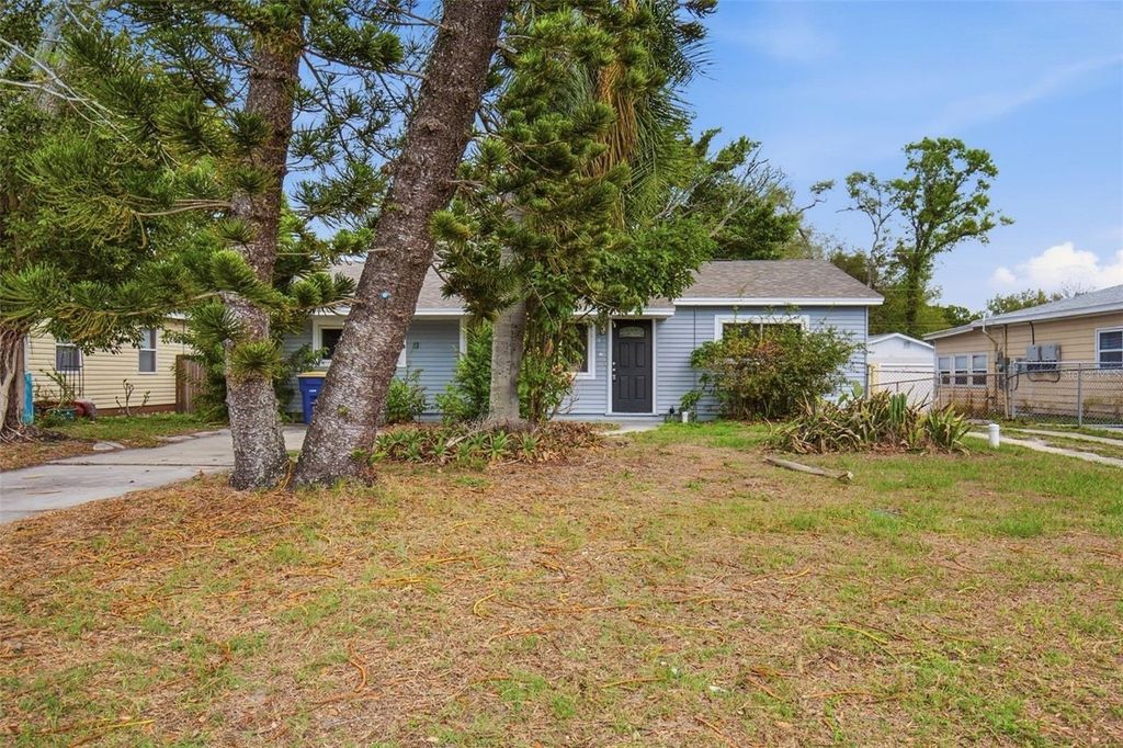Photo of 1477 S Prescott Avenue, Clearwater, FL 33756 (MLS # O6389565)