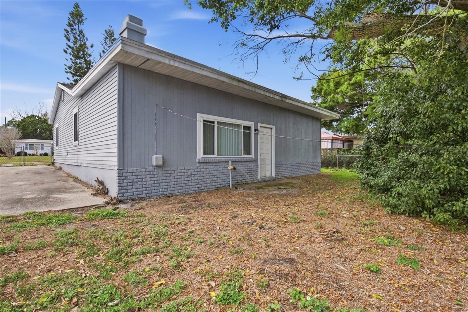 SALLS 1ST ADD - Residential