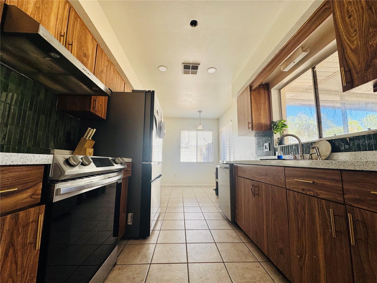 DELTONA LAKES UNIT 35 - Residential